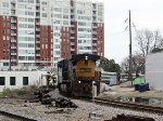 CSX 489 leads train F703-16 at Southern Junction